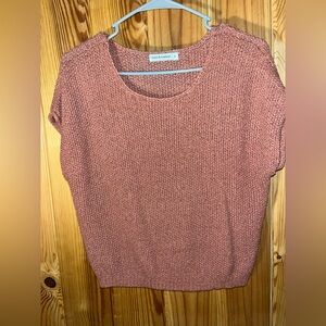 Moon & Madison short sleeve sweater top - S